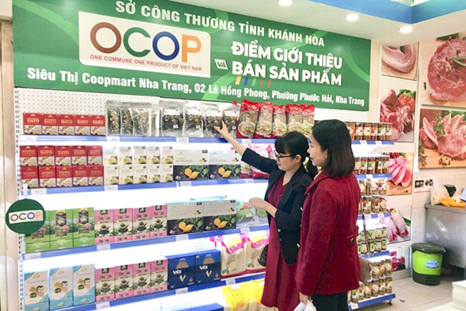 Trà khổ qua rừng, Trà sâm dây Ngọc Linh DATO được bày bán tại siêu thị Co.opmart Nha Trang