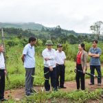DATO vinh dự khi được Phó Chủ tịch UBND tỉnh Kon Tum đồng chí Nguyễn Hữu Tháp ghé thăm vùng nguyên liệu trồng theo tiêu chuẩn GACP – WHO